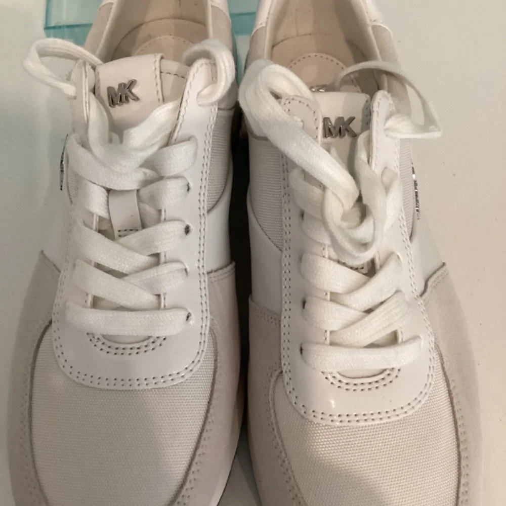 REDUCED NEW Michael Kors Women White Leather Suede Textile Sneakers Shoes Size 7